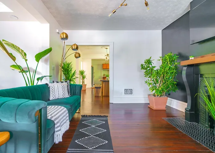 Jungle House Boutique - Short North & Convention Center