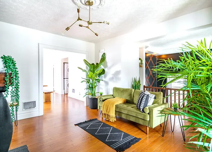 Jungle House Boutique - Short North & Convention Center Сasa de vacaciones *