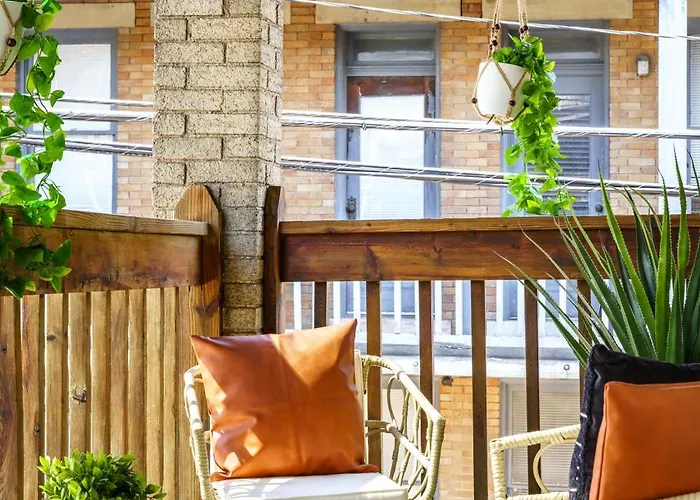 Jungle House Boutique - Short North & Convention Center